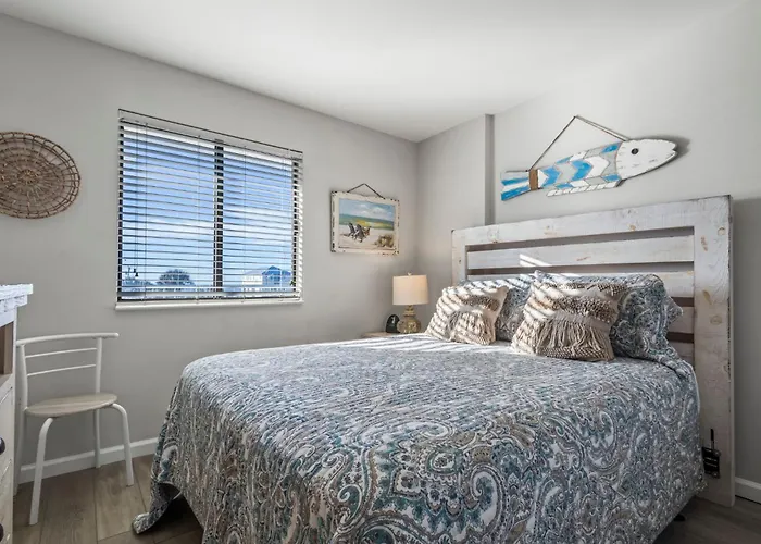 Surf & Racquet 309a Holiday home *