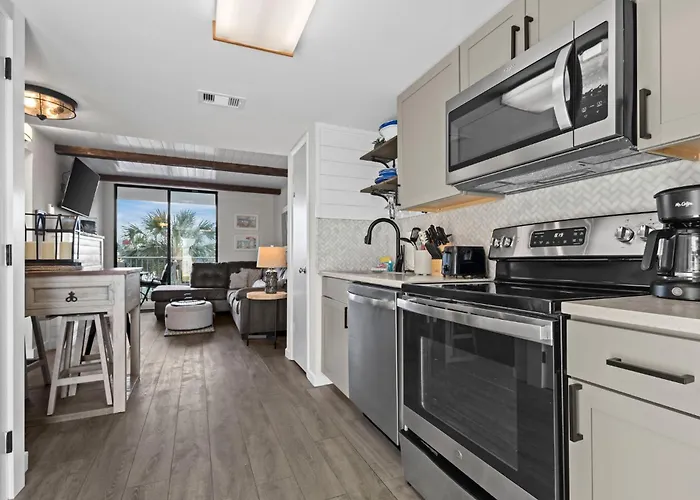 Surf & Racquet 309a Holiday home